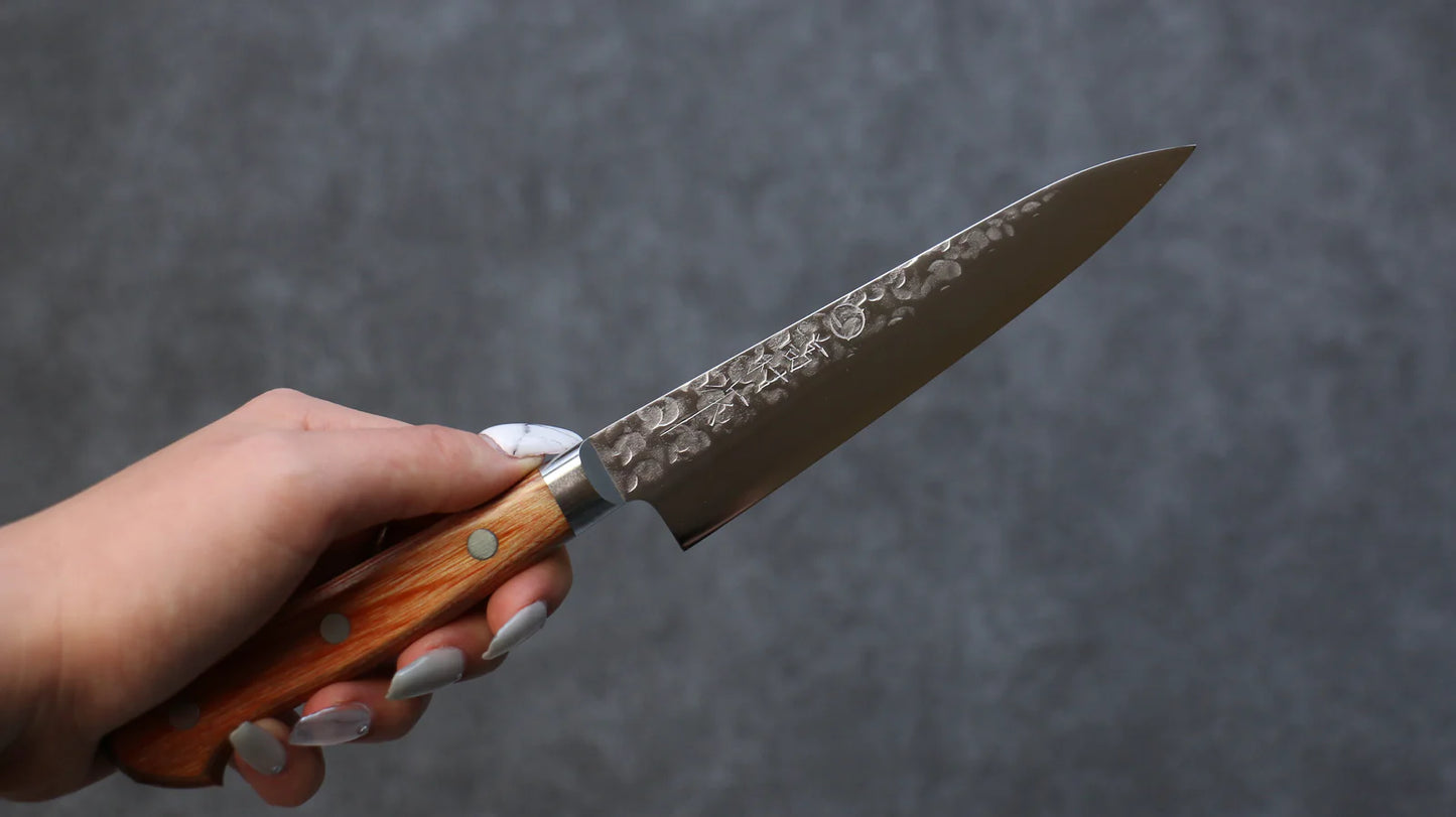Takamura Knives เหล็ก Chromax ลายค้อนตี มีดขนาดเล็ก Petty มีดทำครัวญี่ปุ่น 130mm ด้ามไม้ Pakka wood สีน้ำตาล