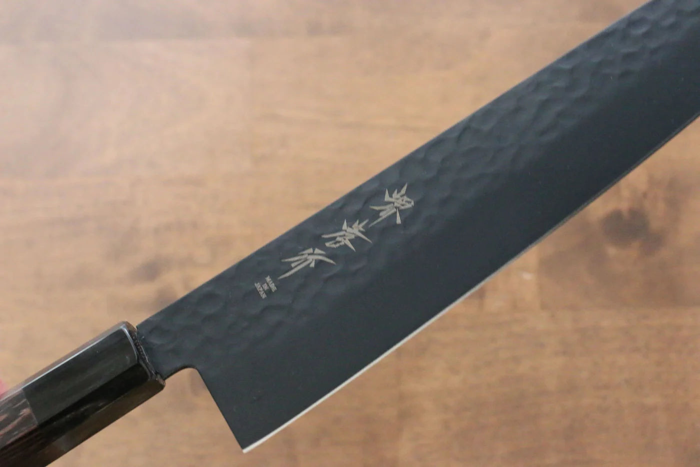 Sakai Takayuki Kurokage VG10 ลายค้อนตี เคลือบเทฟลอน มีดกิวโตะ Gyuto มีดทำครัวญี่ปุ่น 240mm ด้ามไม้เวงเก้