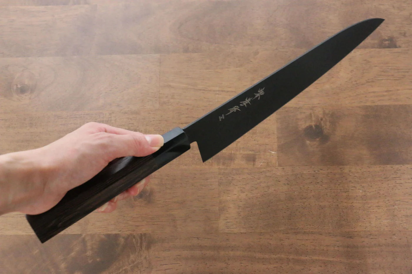 Sakai Takayuki Kurokage VG10 ลายค้อนตี เคลือบเทฟลอน มีดกิวโตะ Gyuto มีดทำครัวญี่ปุ่น 240mm ด้ามไม้เวงเก้