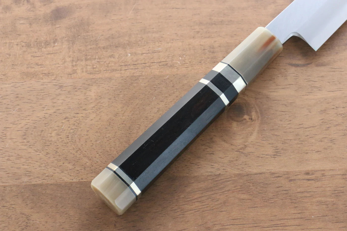 Jikko White Steel (เหล็กกล้าขาว) มีด Sakimaru Yanagiba มีดทำครัวญี่ปุ่น 300mm ด้ามไม้มะเกลือ (ประดับห่วงคู่)