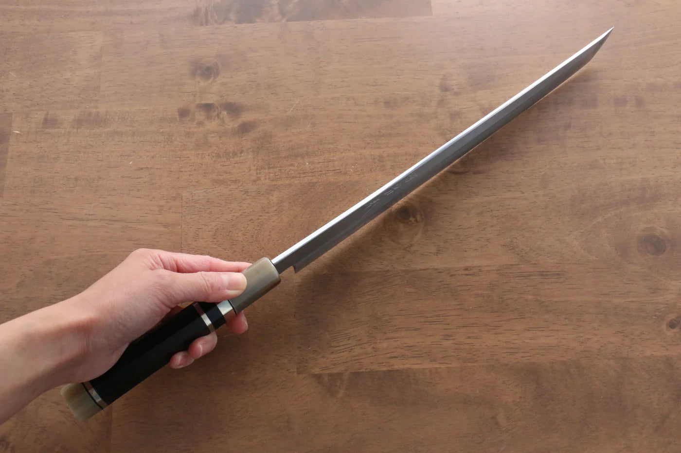 Jikko White Steel (เหล็กกล้าขาว) มีด Sakimaru Yanagiba มีดทำครัวญี่ปุ่น 300mm ด้ามไม้มะเกลือ (ประดับห่วงคู่)