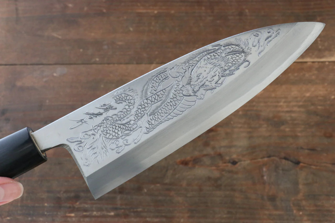 Sakai Takayuki Kasumitogi White Steel (เหล็กกล้าขาว) สลักลายมังกร Ittouryumon มีด Deba มีดทำครัวญี่ปุ่น