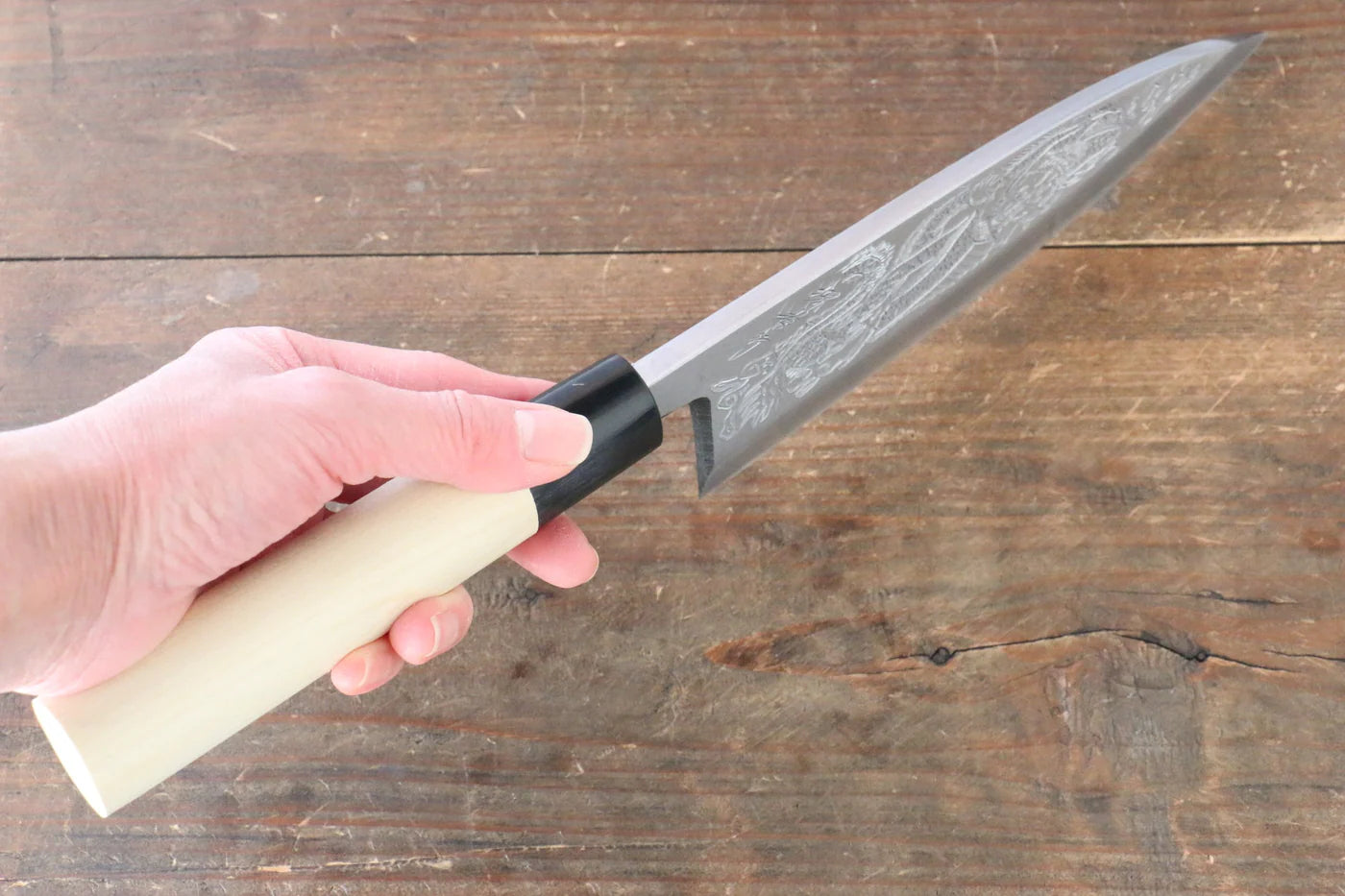 Sakai Takayuki Kasumitogi White Steel (เหล็กกล้าขาว) สลักลายมังกร Ittouryumon มีด Deba มีดทำครัวญี่ปุ่น