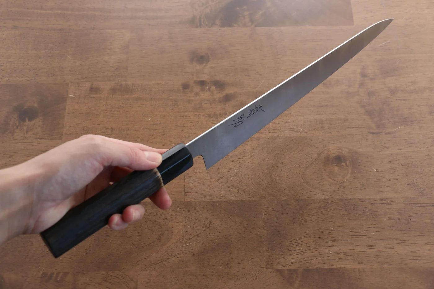 Seisuke Swedish Steel-stn (เหล็กสวีเดน stn) มีดเลาะเอ็น Sujihiki มีดทำครัวญี่ปุ่น 240mm ด้ามไม้เกาลัดเผา