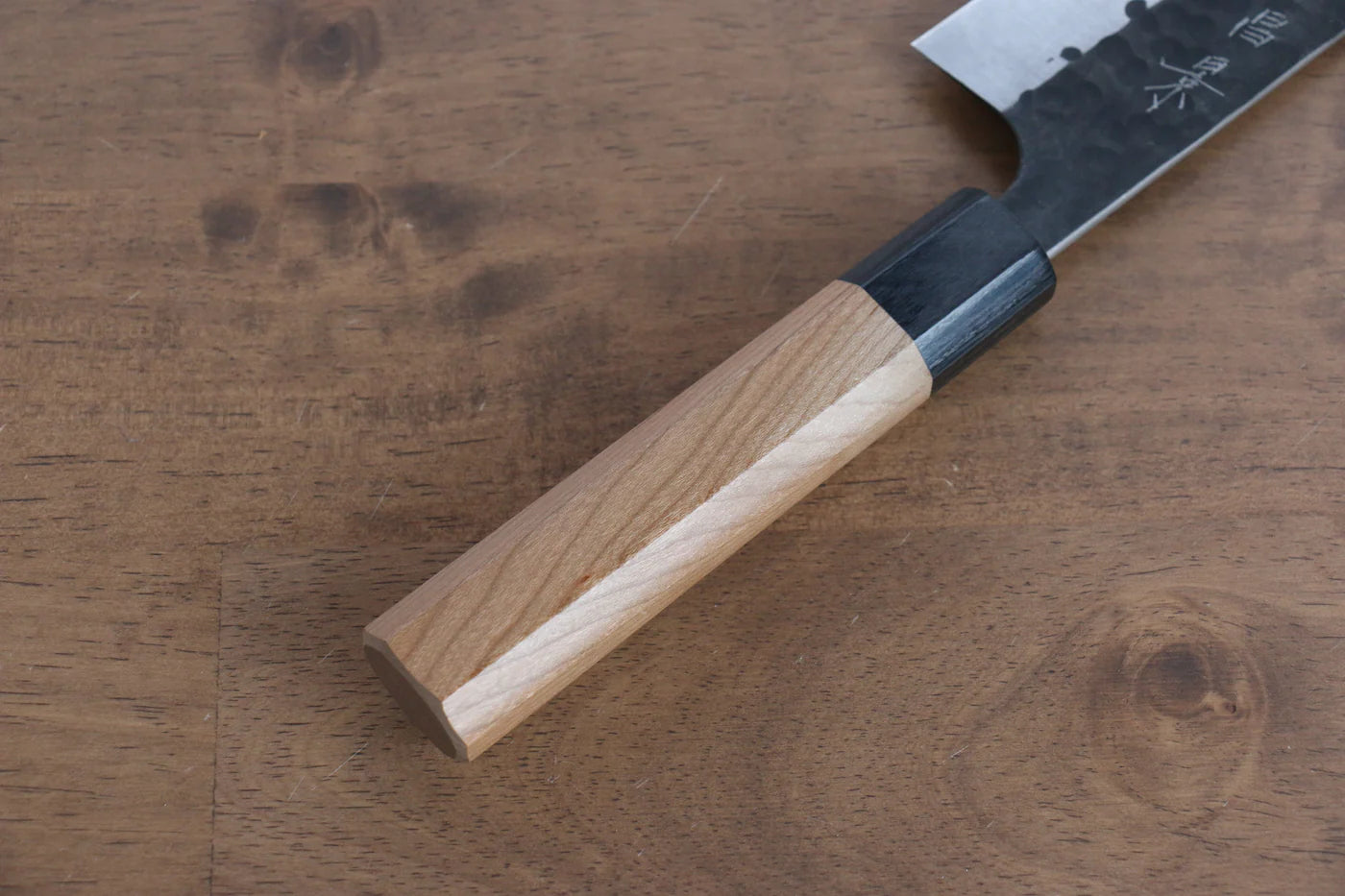 Masakage Koishi Blue Super (บลูซุปเปอร์สตีล) ตัวมีดสีดำ มีด Santoku มีดทำครัวญี่ปุ่น 165mm เชอร์รีอเมริกันด้าม