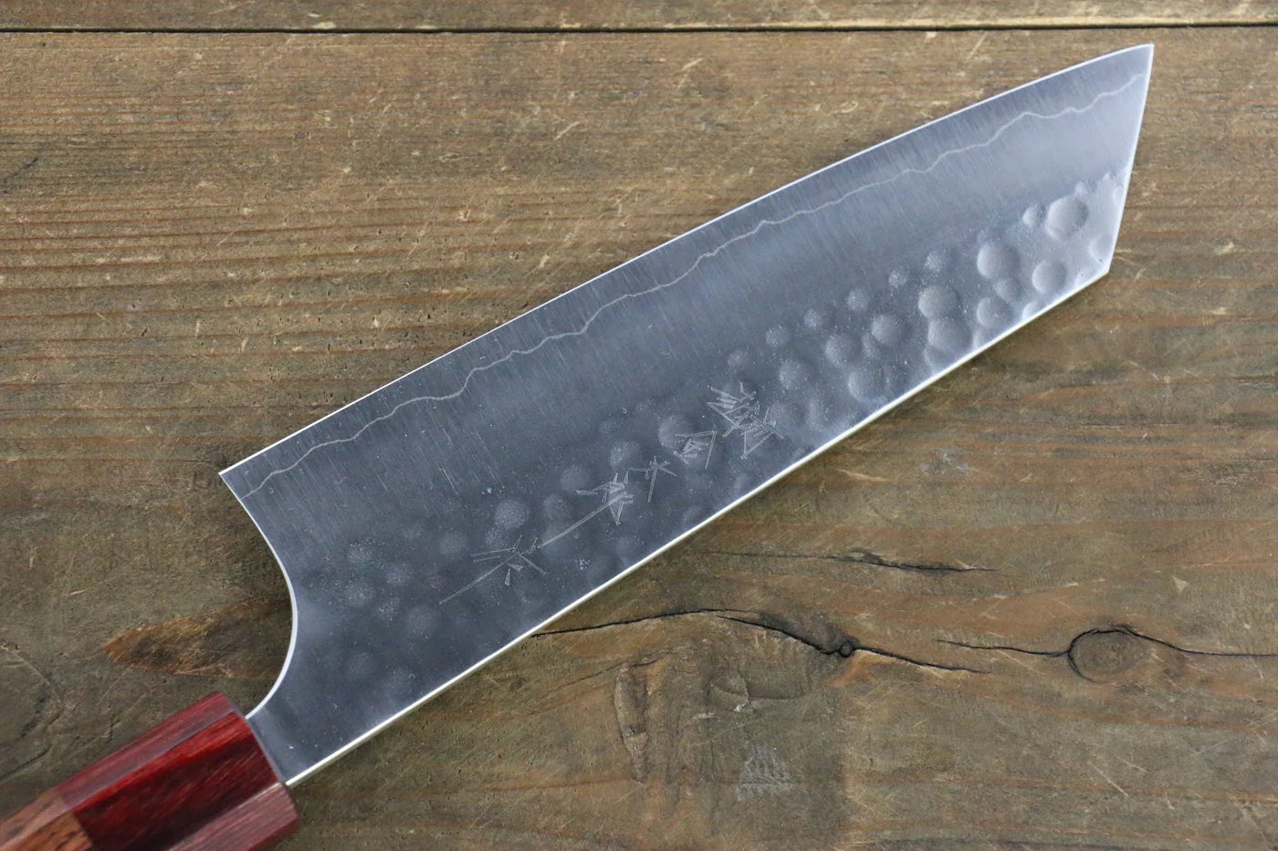 Yoshimi Kato Silver Steel No.3 (เหล็กเงิน No.3) ลายค้อนตี มีดสำหรับการใช้งานได้ทั่วไป Bunka มีดทำครัวญี่ปุ่น 165mm ด้ามฮอนดูรัสแดง