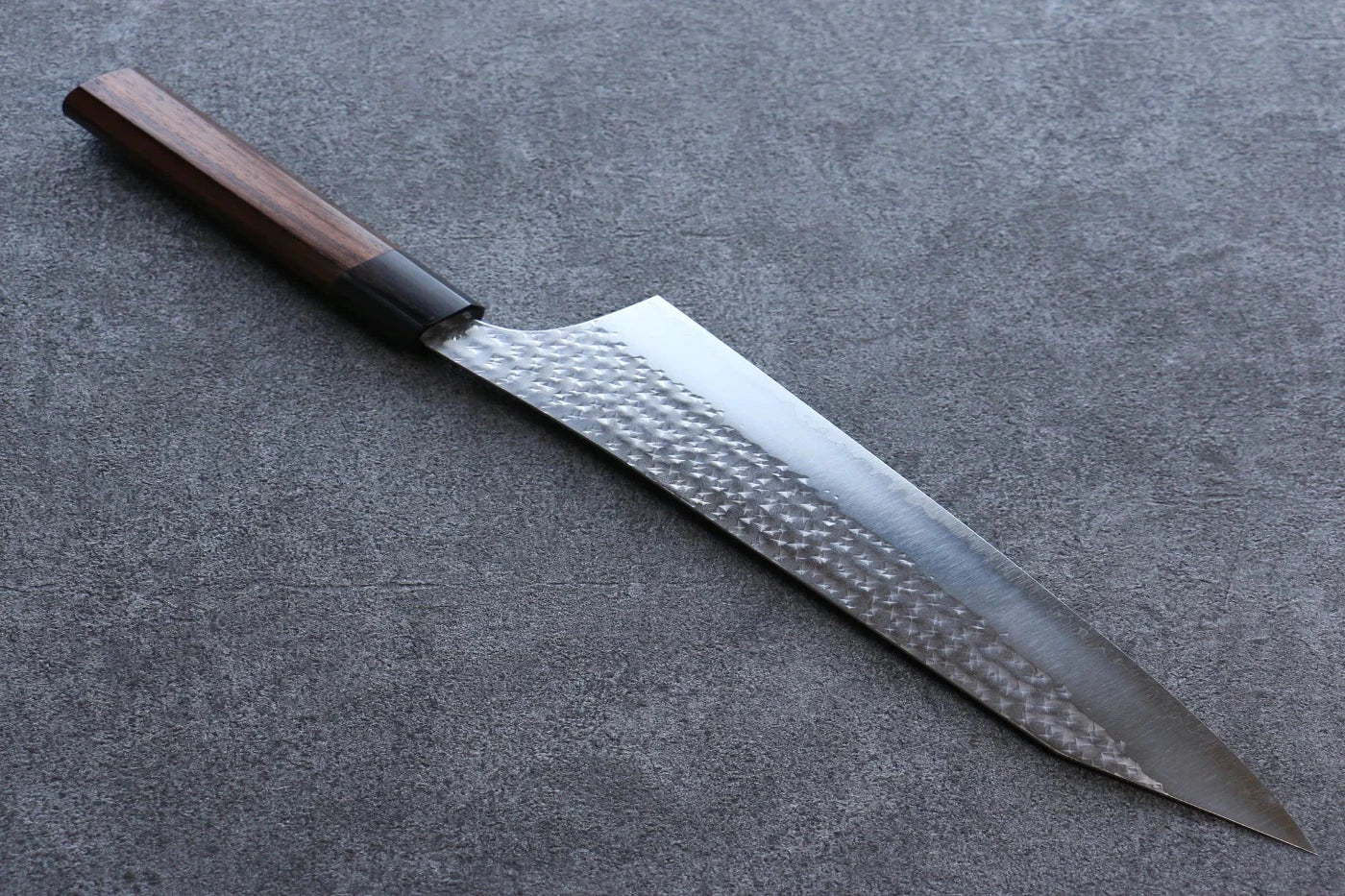 Yu Kurosaki Senko Ei R2/SG2 ลายค้อนตี มีดกิวโตะ Gyuto มีดทำครัวญี่ปุ่น 240mm ด้ามไม้โรสวู๊ด