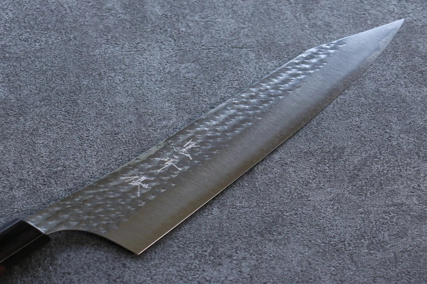 Yu Kurosaki Senko Ei R2/SG2 ลายค้อนตี มีดกิวโตะ Gyuto มีดทำครัวญี่ปุ่น 240mm ด้ามไม้โรสวู๊ด