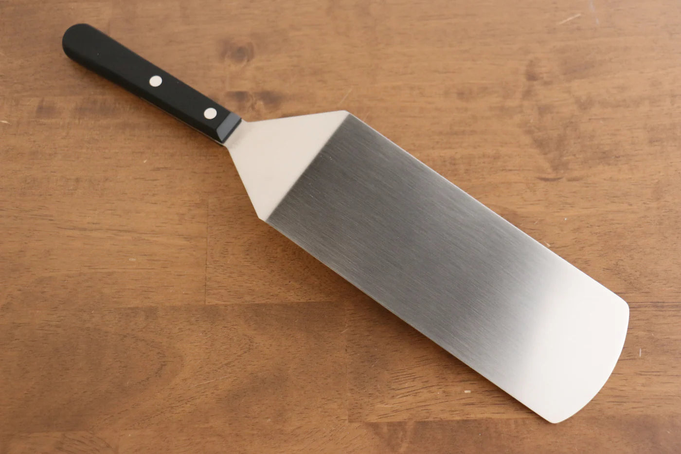 WUSTHOF สเเตนเลส เทิร์นเนอร์ มีดทำครัวญี่ปุ่น 200mm ด้ามพลาสติกสีดำ
