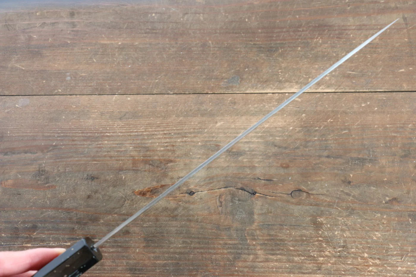 Sakai Takayuki VG10 ดามัสกัส 33 ชั้น มีดกิวโตะ Gyuto มีดทำครัวญี่ปุ่น 240mm ด้ามไม้โอ๊กเคลือบ (Saiu)