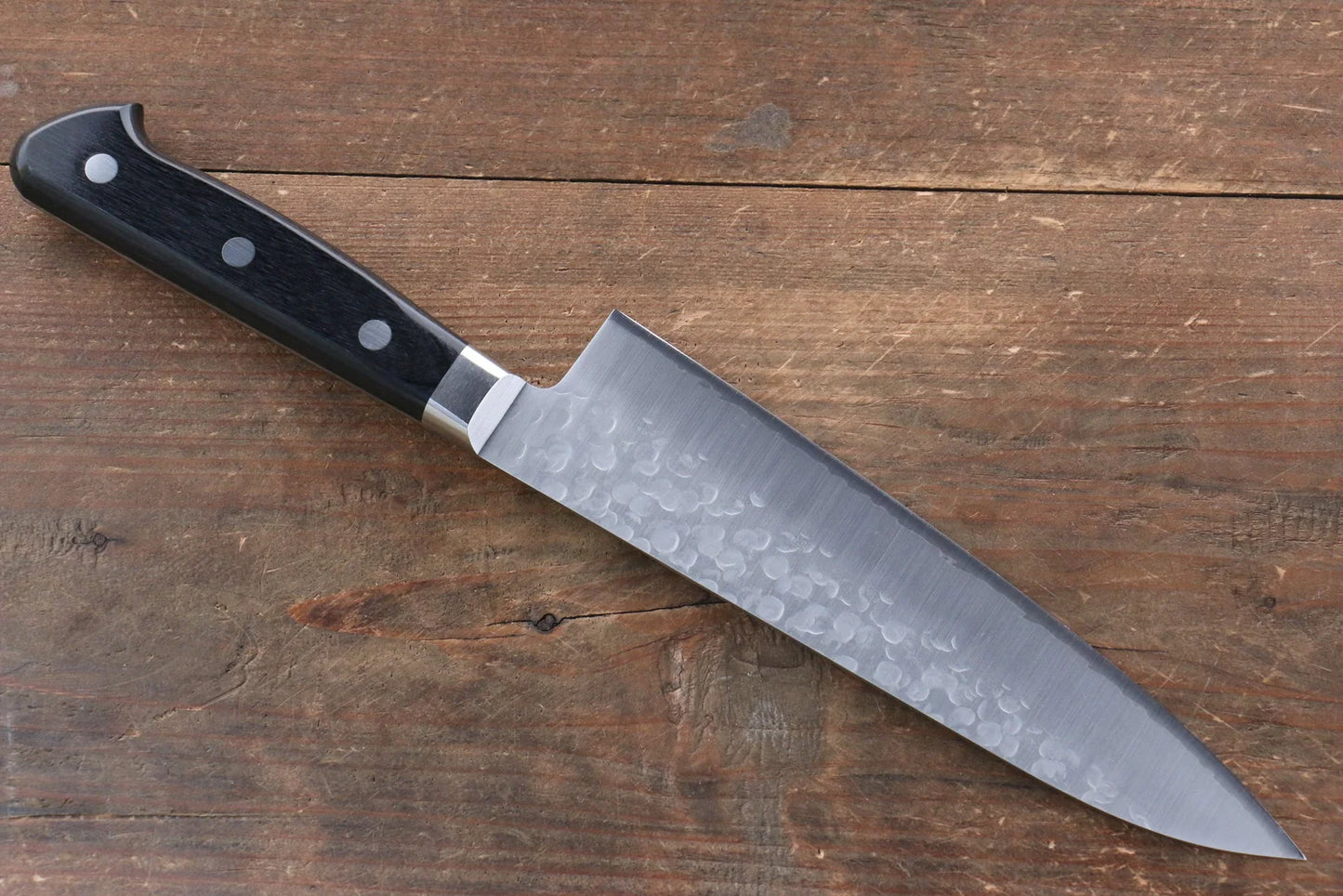 Takamura Knives VG10 ลายค้อนตี มีดกิวโตะ Gyuto มีดทำครัวญี่ปุ่น 180mm ด้ามไม้ Pakka wood สีดำ