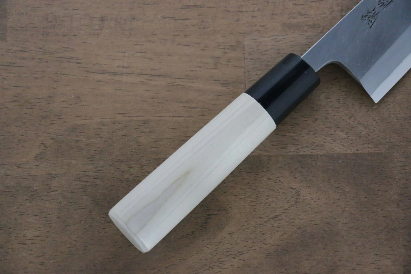 Sakai Takayuki Tokujyo White Steel (เหล็กกล้าขาว) No.2 มีด Kiritsuke Deba มีดทำครัวญี่ปุ่น 180mm ด้ามต้นเเมกโนเลีย