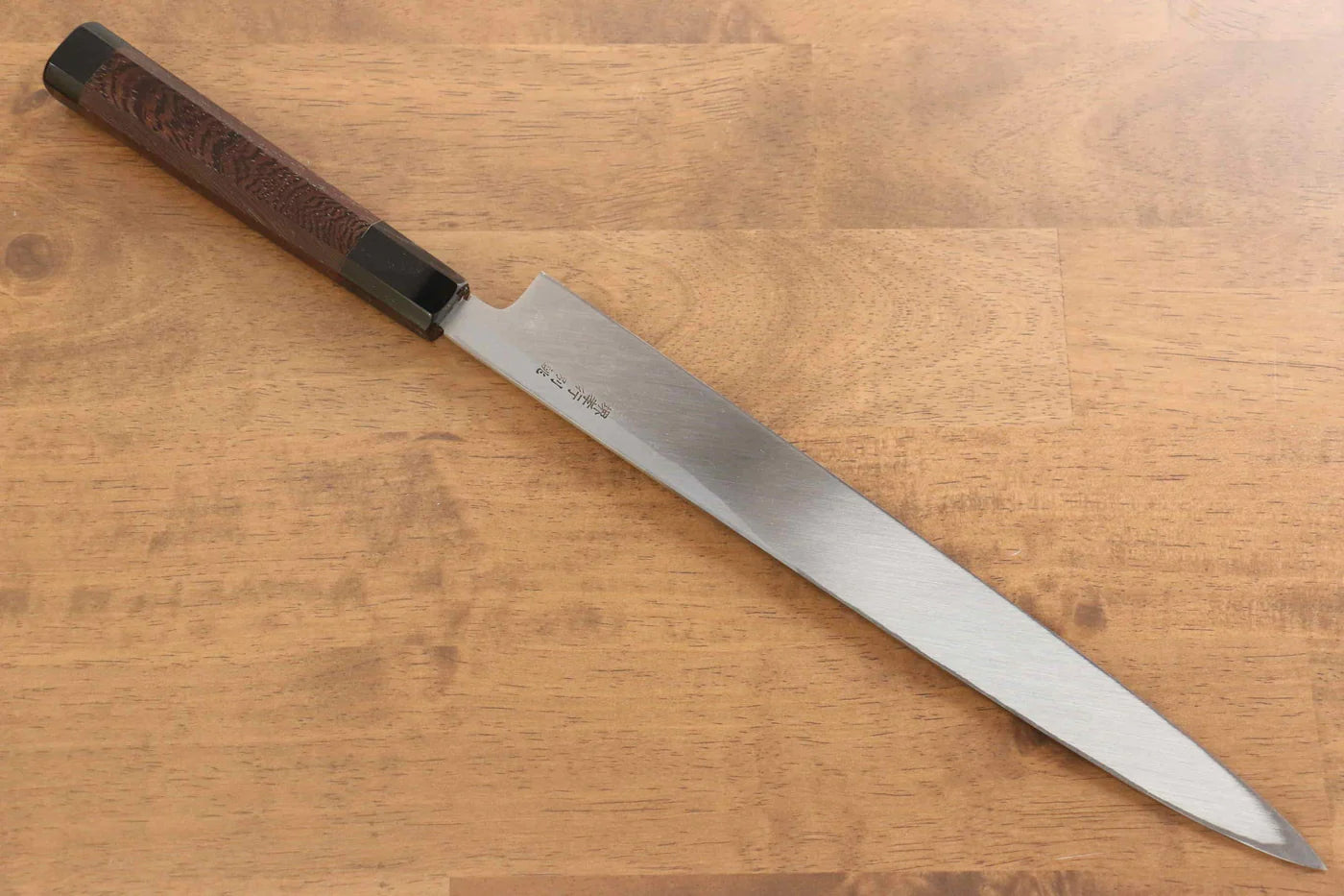 Sakai Takayuki Tokujyo White Steel (เหล็กกล้าขาว) No.2 มีด Yanagiba มีดทำครัวญี่ปุ่น ด้ามไม้เวงเก้ ประดับห่วงเขาควายคู่