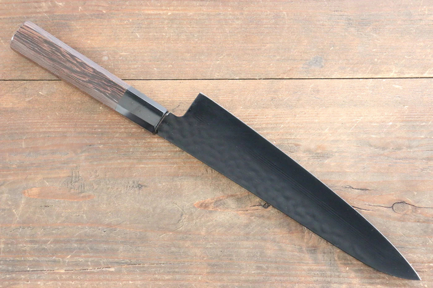 Sakai Takayuki Kurokage VG10 ลายค้อนตี เคลือบเทฟลอน มีดกิวโตะ Gyuto มีดทำครัวญี่ปุ่น 210mm ด้ามไม้เวงเก้