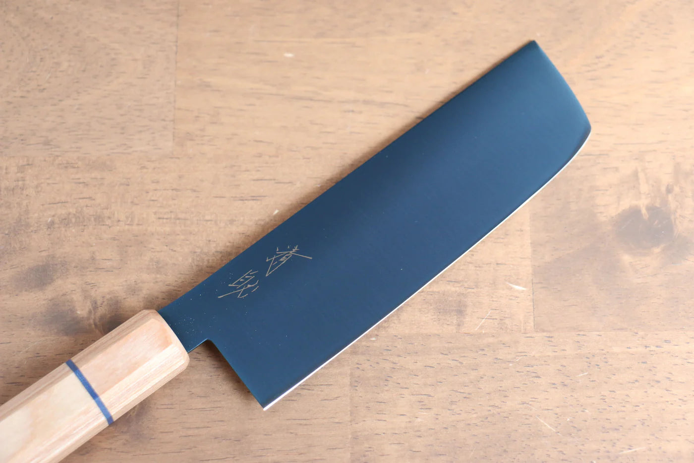 Seisuke เหล็ก SK-85 Ion plating มีดหั่นผัก Nakiri มีดทำครัวญี่ปุ่น 160mm ด้ามไม้สีขาว