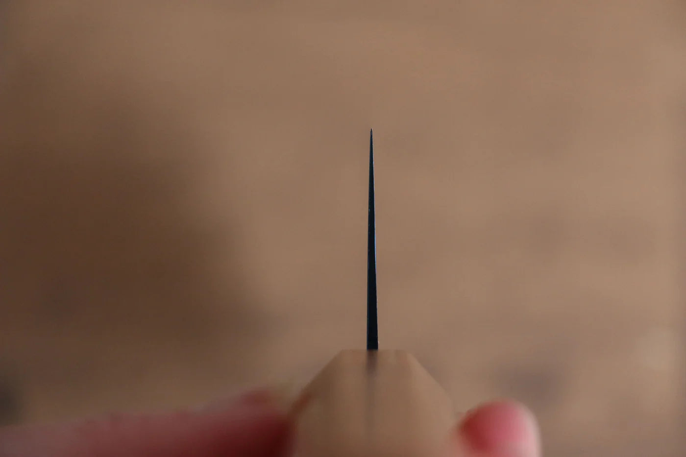 Seisuke เหล็ก SK-85 Ion plating มีดหั่นผัก Nakiri มีดทำครัวญี่ปุ่น 160mm ด้ามไม้สีขาว