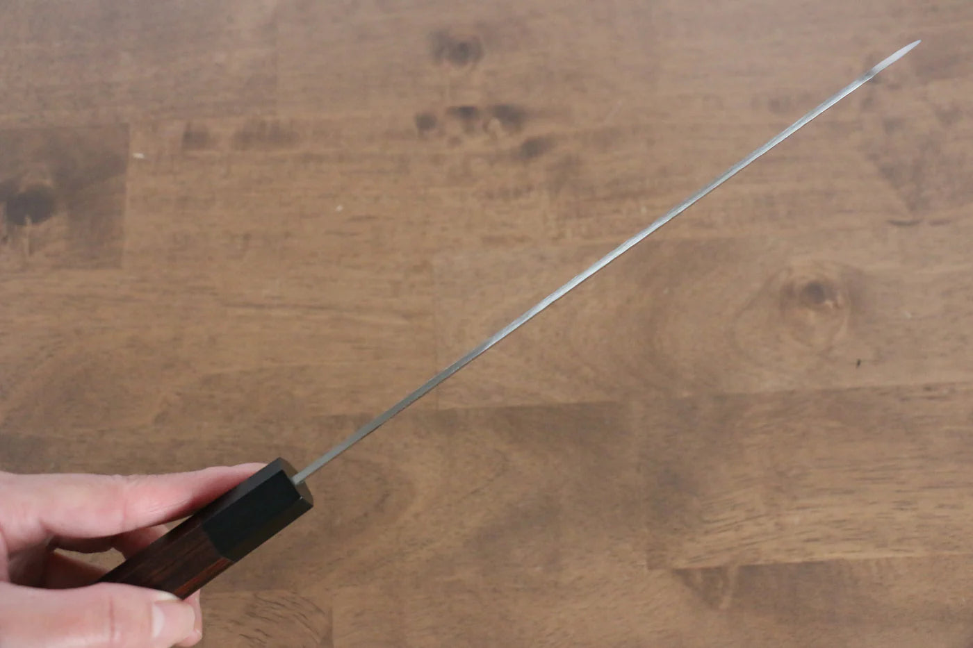Seki Kanetsugu Heptagon Wood VG2 ลายค้อนตี มีดหั่นขนมปัง มีดทำครัวญี่ปุ่น 210mm ด้ามไม้ Pakka wood (หกเหลี่ยม)