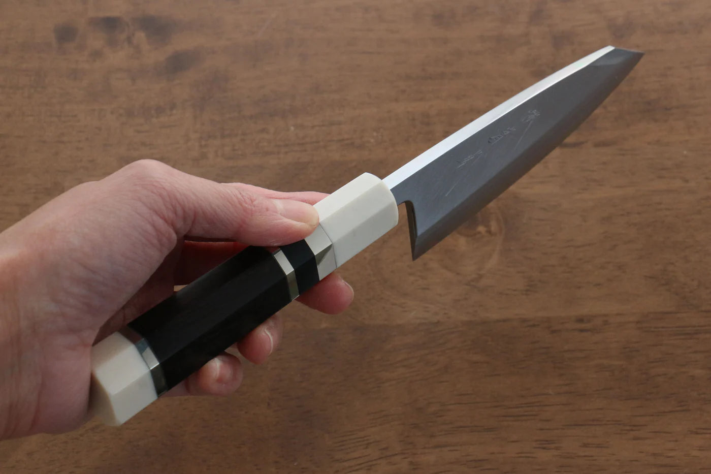 Jikko  Blue Steel (บลูสตีล) มีด Kiritsuke Deba มีดทำครัวญี่ปุ่น 120mm ด้ามไม้มะเกลือ (ประดับห่วงคู่)