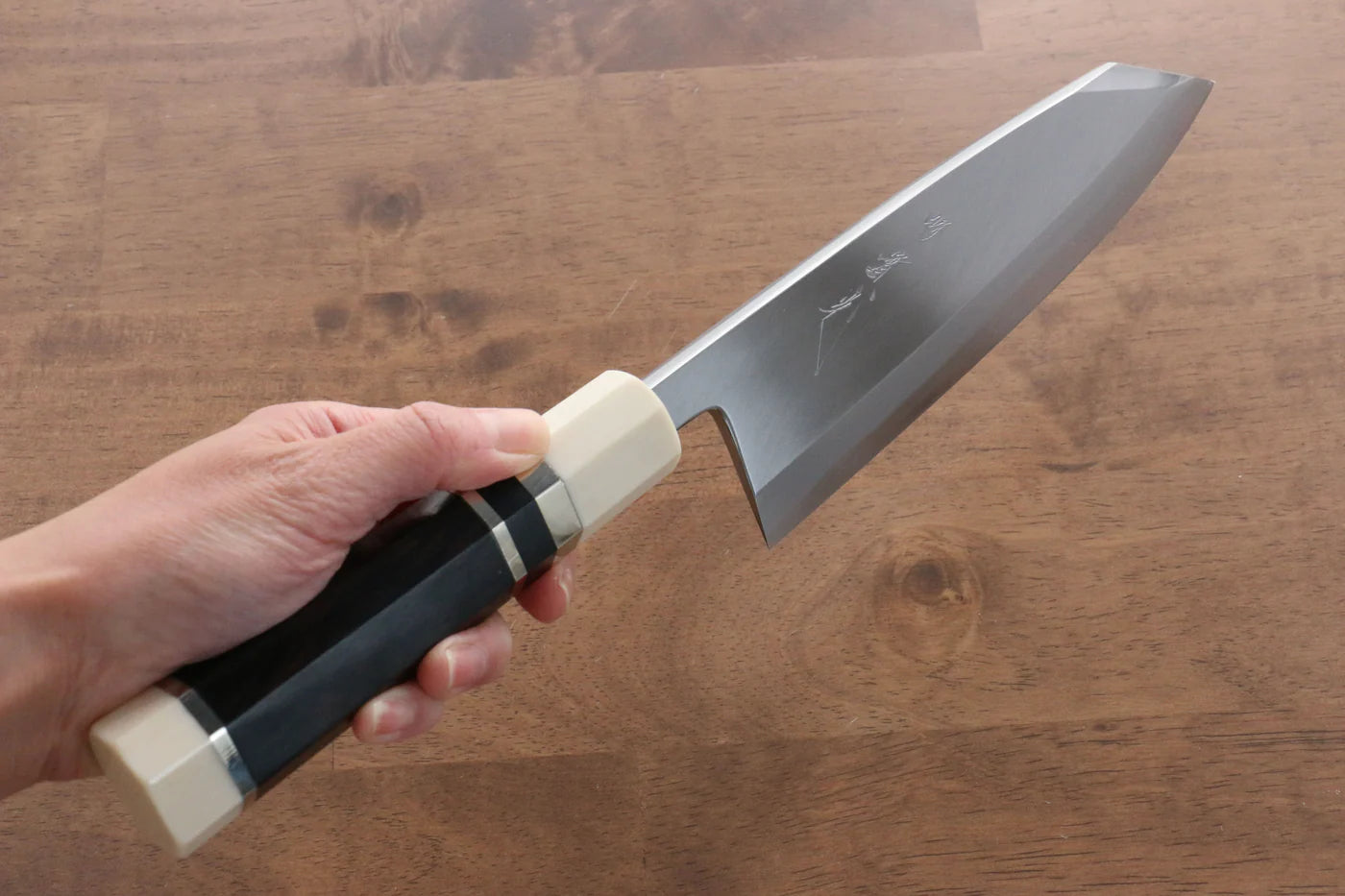 Jikko  Blue Steel (บลูสตีล) มีด Kiritsuke Deba มีดทำครัวญี่ปุ่น 180mm ด้ามไม้มะเกลือ (ประดับห่วงคู่)