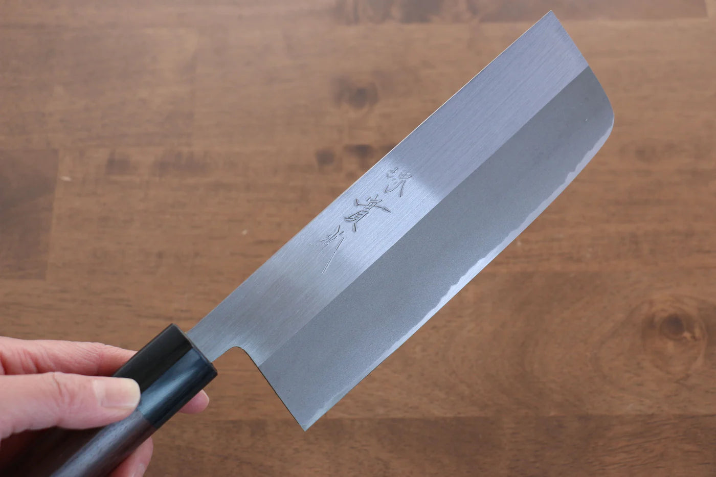 Jikko White Steel (เหล็กกล้าขาว) No.2 ขัด มีดหั่นผัก Nakiri มีดทำครัวญี่ปุ่น 165mm ด้ามไม้พะยูง