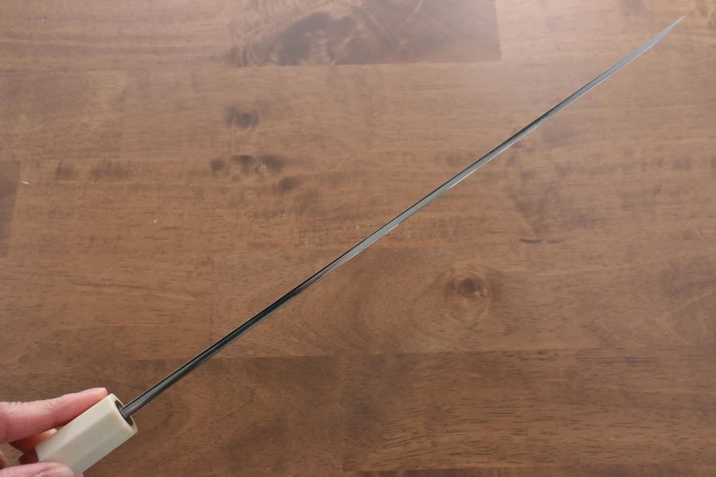 Jikko  Blue Steel (บลูสตีล) มีด Sakimaru Yanagiba มีดทำครัวญี่ปุ่น 300mm ด้ามไม้มะเกลือ (ประดับห่วงคู่)
