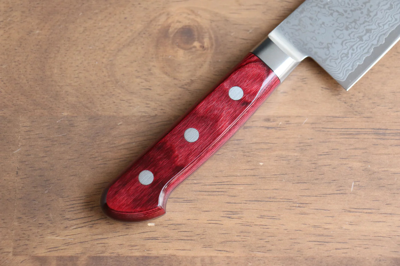 Seisuke VG10 33 ชั้น ขัดขึ้นเงากระจก ลายดามัสกัส มีดกิวโตะ Gyuto มีดทำครัวญี่ปุ่น 210mm ด้ามไม้ Pakka wood สีแดง