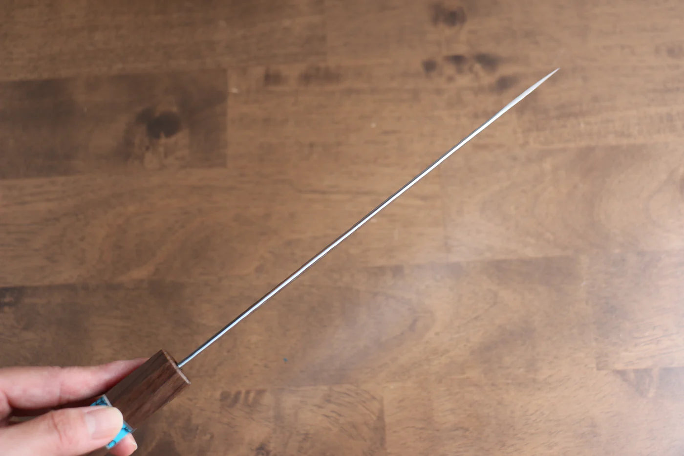 Yu Kurosaki Senko R2/SG2 ลายค้อนตี มีดกิวโตะ Gyuto มีดทำครัวญี่ปุ่น 210mm ด้ามไม้วอลนัท(เฟอร์รูล : เทอร์คอยซ์ประดับห่วง)