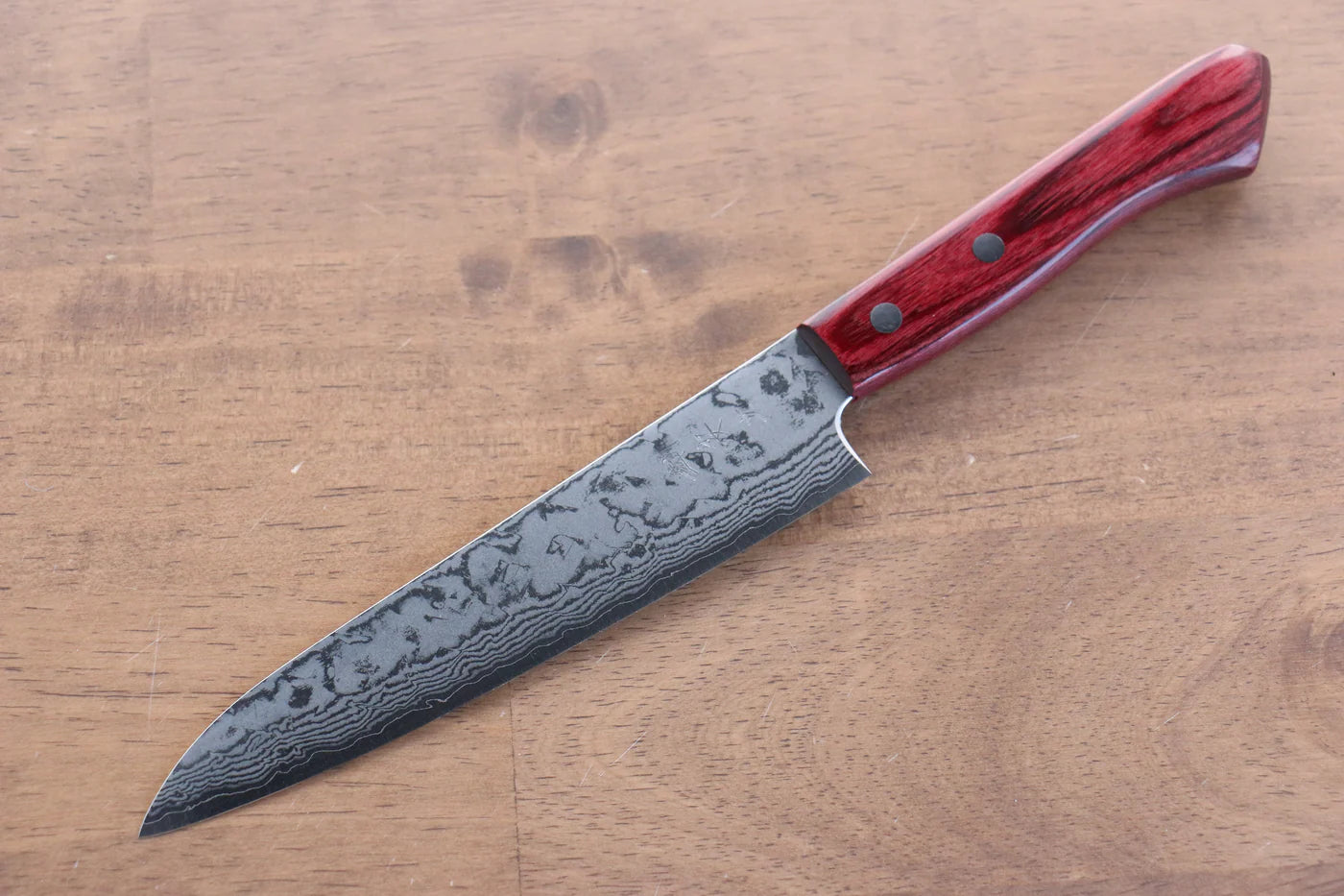 Katsushige Anryu VG10 ดามัสกัส มีดขนาดเล็ก  Petty มีดทำครัวญี่ปุ่น 150mm ด้ามไม้ Pakka wood สีแดง