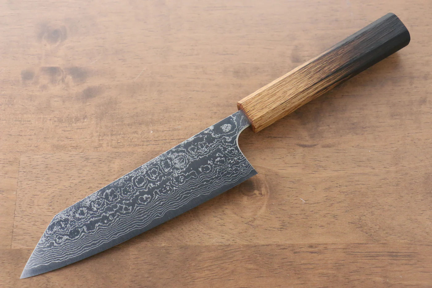 Katsushige Anryu VG10 ขัด ดามัสกัส มีดสำหรับการใช้งานได้ทั่วไป Bunka มีดทำครัวญี่ปุ่น 165mm ด้ามไม้โอ๊ค