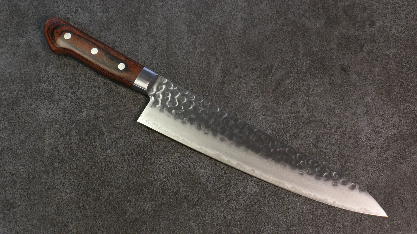 Seisuke Swedish Steel-stn (เหล็กสวีเดน stn) ลายค้อนตี มีดกิวโตะ Gyuto มีดทำครัวญี่ปุ่น 240mm ด้ามมะฮอกกานี