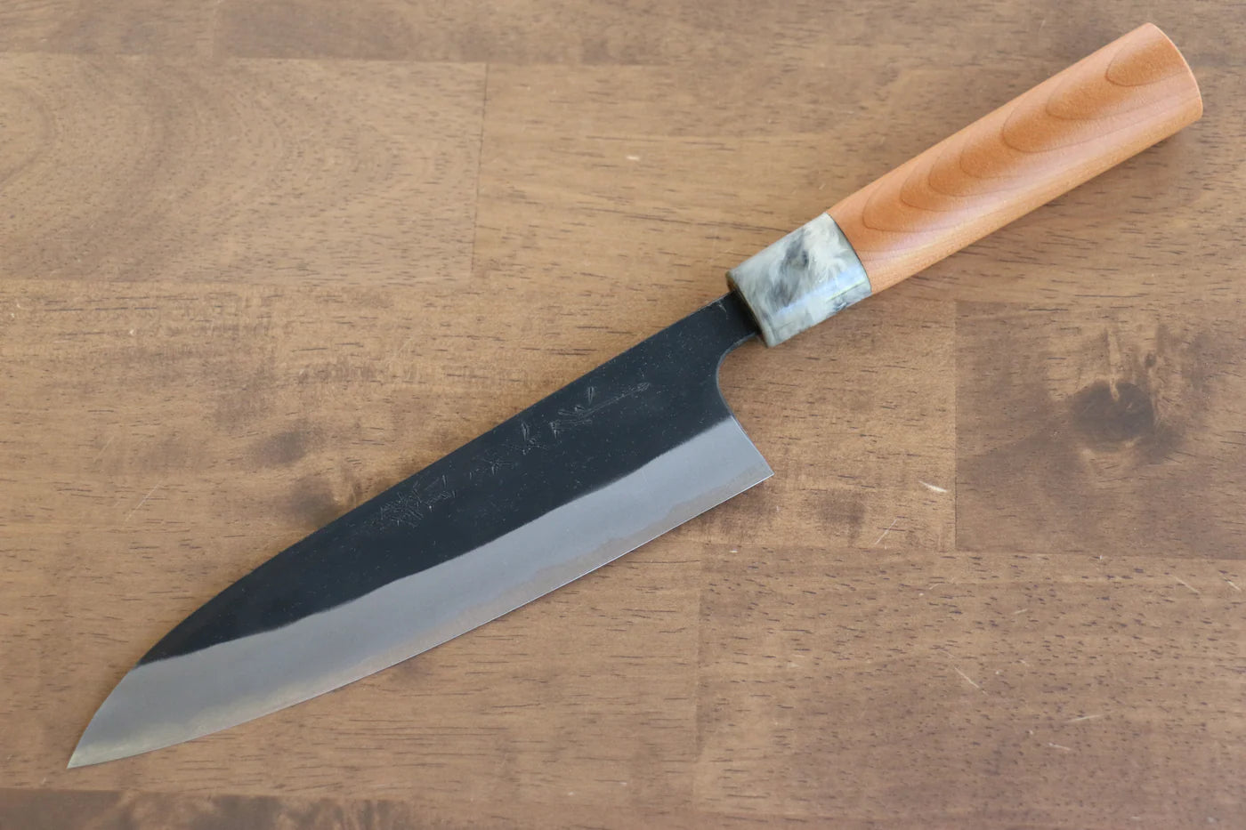 Nao Yamamoto White Steel (เหล็กกล้าขาว) No.2 Kurouchi มีดกิวโตะ Gyuto มีดทำครัวญี่ปุ่น 180mm ด้ามซากุระ
