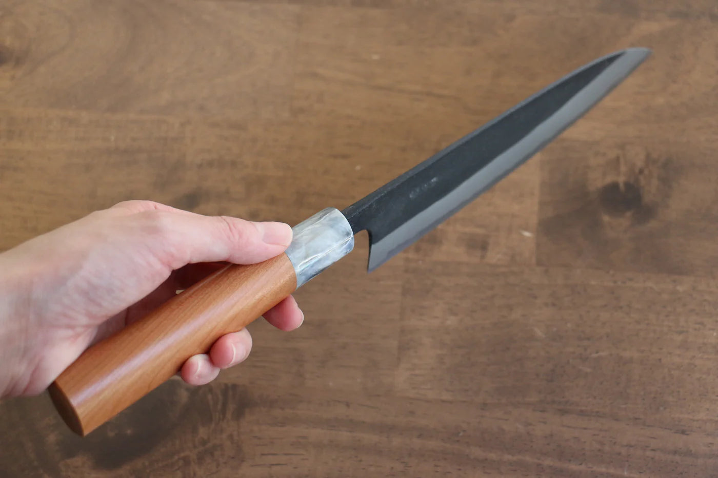 Nao Yamamoto White Steel (เหล็กกล้าขาว) No.2 Kurouchi มีดกิวโตะ Gyuto มีดทำครัวญี่ปุ่น 180mm ด้ามซากุระ