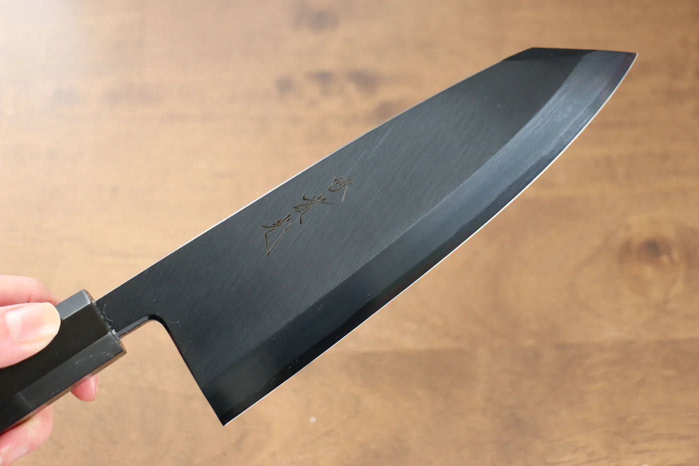 Jikko Ginza White Steel (เหล็กกล้าขาว) ย้อมสีดำ มีด Kiritsuke Deba มีดทำครัวญี่ปุ่น 180mm ด้ามไม้มะเกลือ