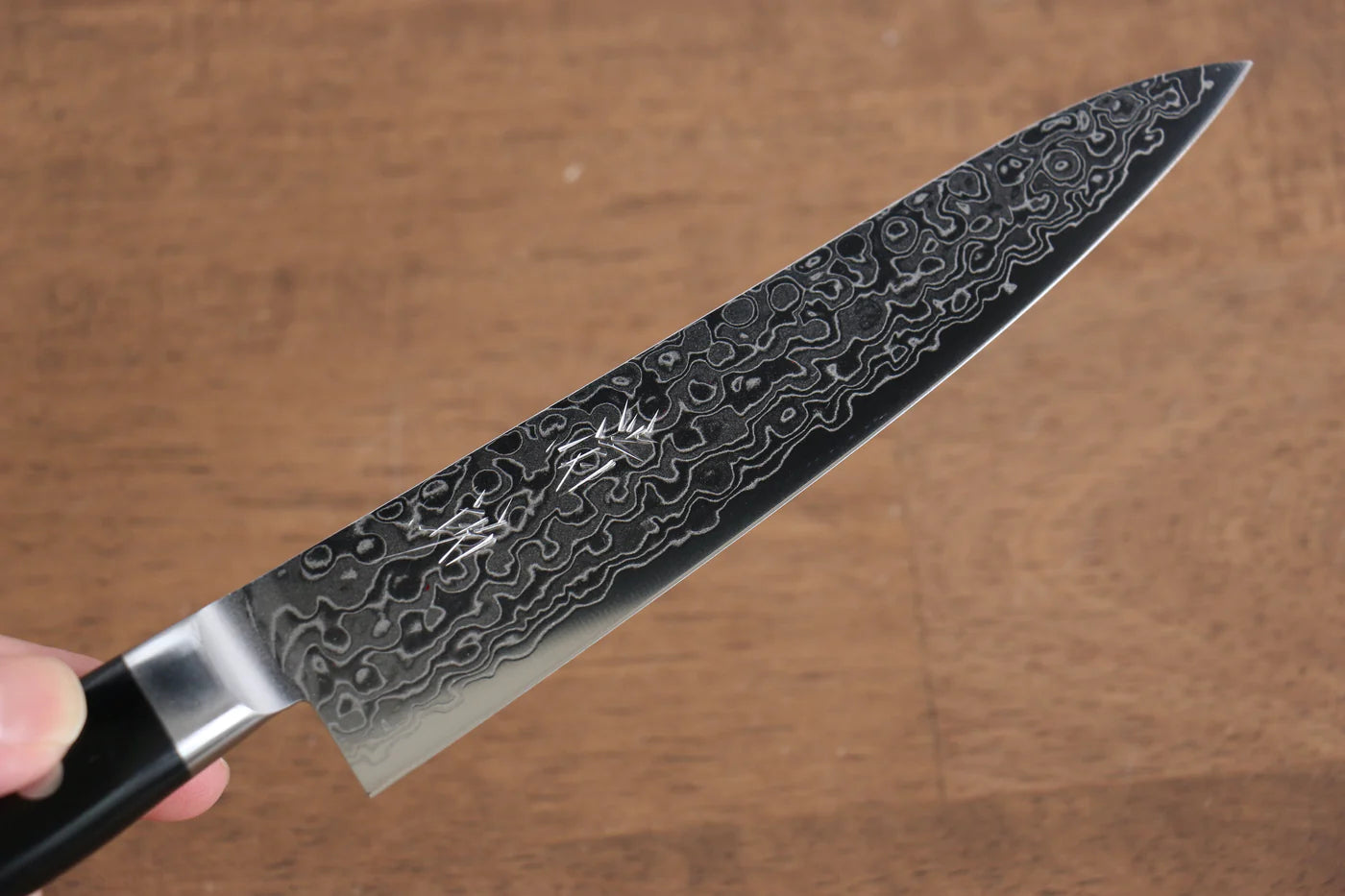 Seisuke AUS10 45 ชั้น ขัดขึ้นเงากระจก ลายดามัสกัส มีดขนาดเล็ก  Petty มีดทำครัวญี่ปุ่น 135mm ด้ามไม้ Pakka wood สีดำ