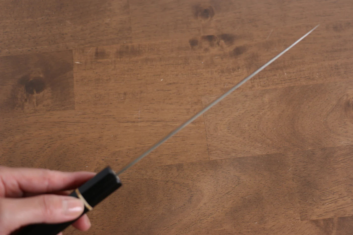 Seisuke โมลิบดินัม มีดสไลซ์ มีดทำครัวญี่ปุ่น 180mm ไม้ Pakka wood สีดำด้าม