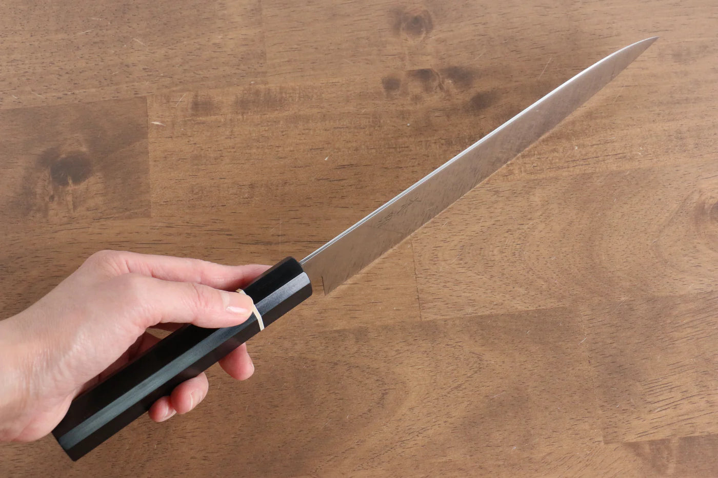 Seisuke โมลิบดินัม มีดกิวโตะ Gyuto มีดทำครัวญี่ปุ่น 210mm ไม้ Pakka wood สีดำด้าม