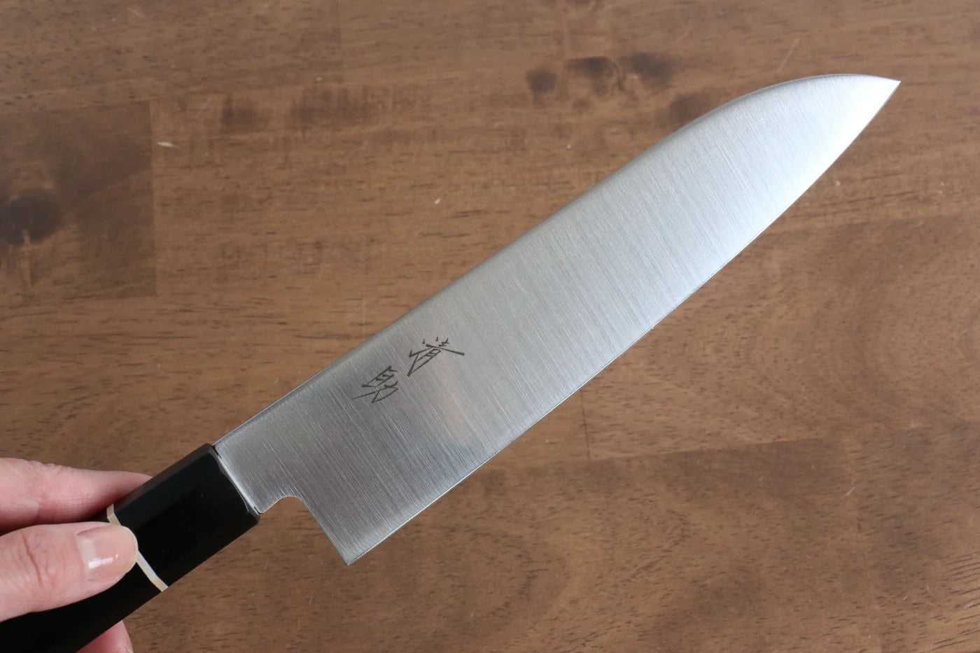 Seisuke โมลิบดินัม มีด Santoku มีดทำครัวญี่ปุ่น 180mm ไม้ Pakka wood สีดำด้าม