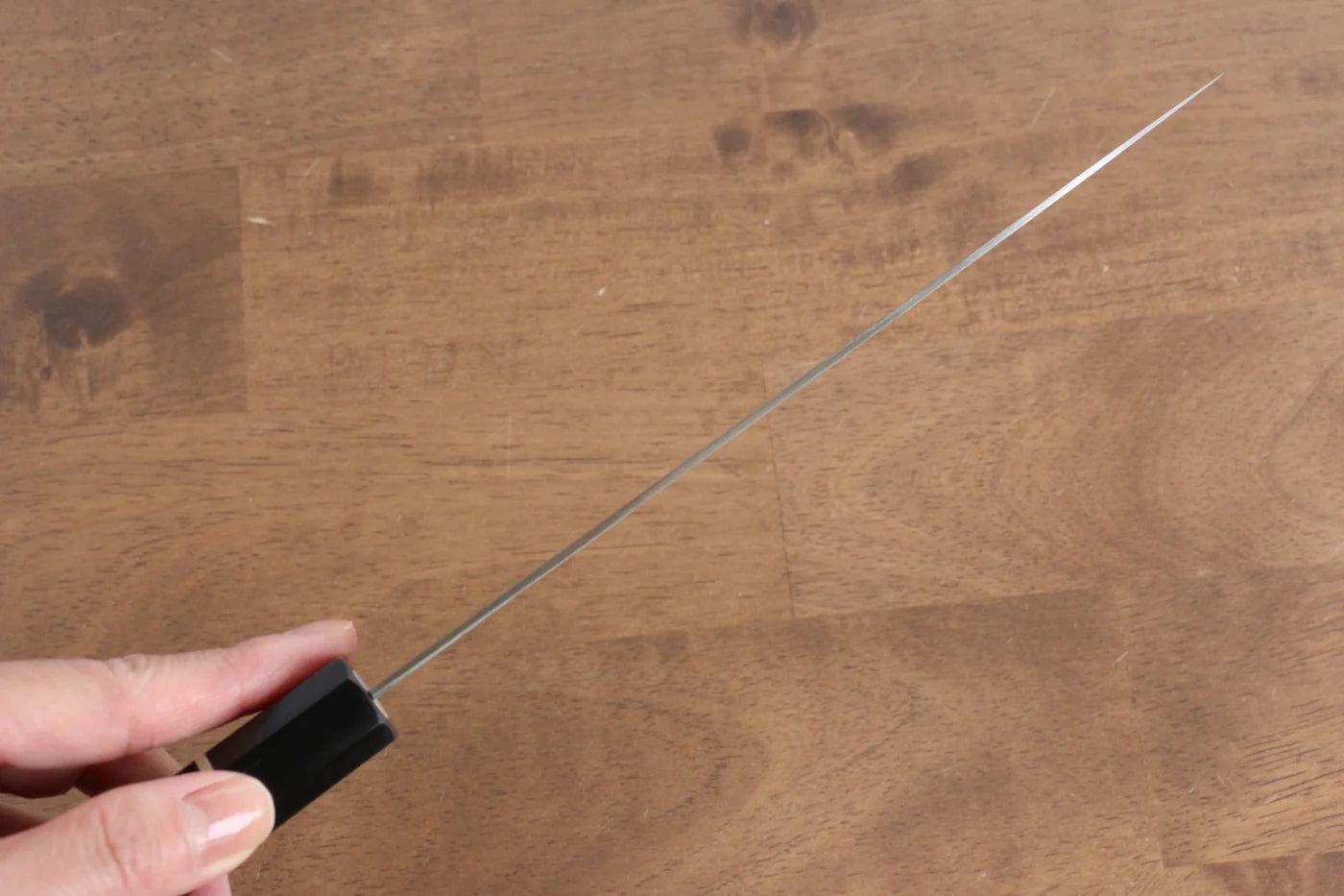 Seisuke โมลิบดินัม มีด Santoku มีดทำครัวญี่ปุ่น 180mm ไม้ Pakka wood สีดำด้าม