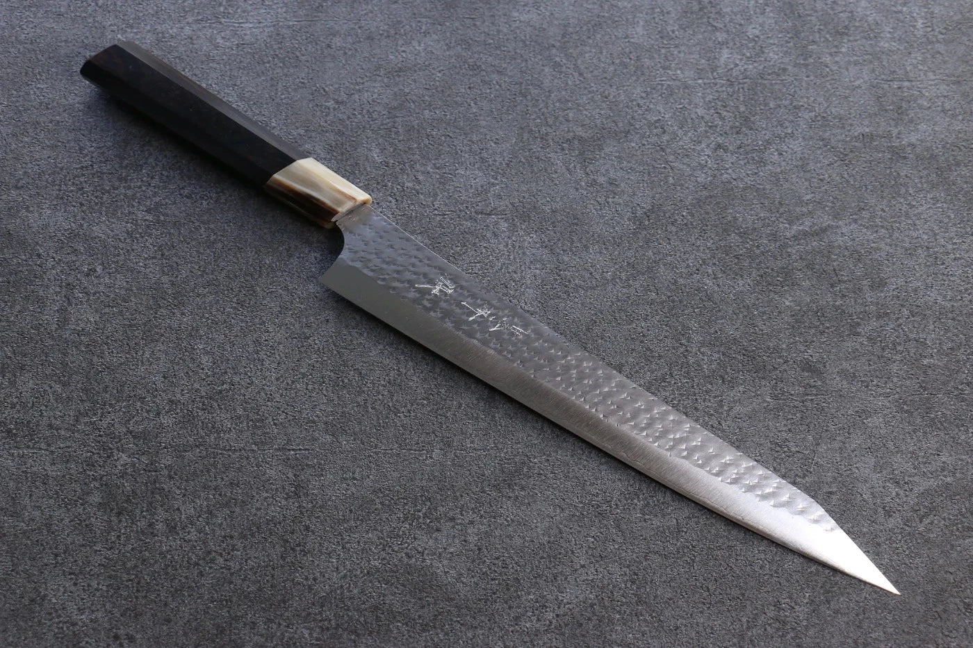 Yu Kurosaki Senko R2/SG2 ลายค้อนตี มีดเลาะเอ็น Sujihiki มีดทำครัวญี่ปุ่น 270mm ไม้มะเกลือด้าม