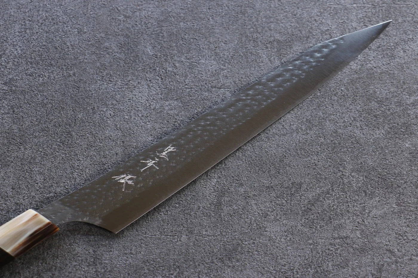 Yu Kurosaki Senko R2/SG2 ลายค้อนตี มีดเลาะเอ็น Sujihiki มีดทำครัวญี่ปุ่น 270mm ไม้มะเกลือด้าม