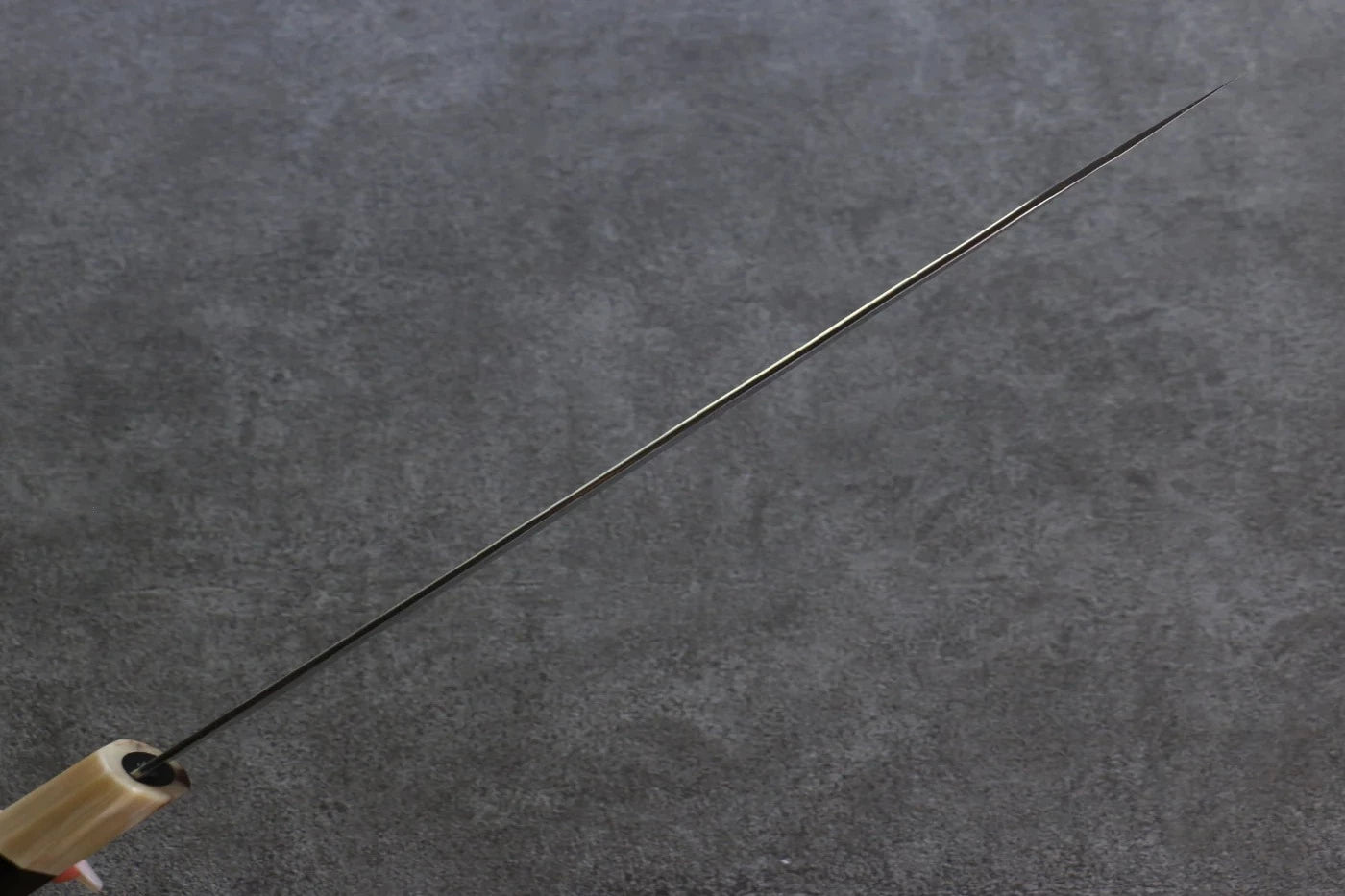 Yu Kurosaki Senko R2/SG2 ลายค้อนตี มีดเลาะเอ็น Sujihiki มีดทำครัวญี่ปุ่น 270mm ไม้มะเกลือด้าม
