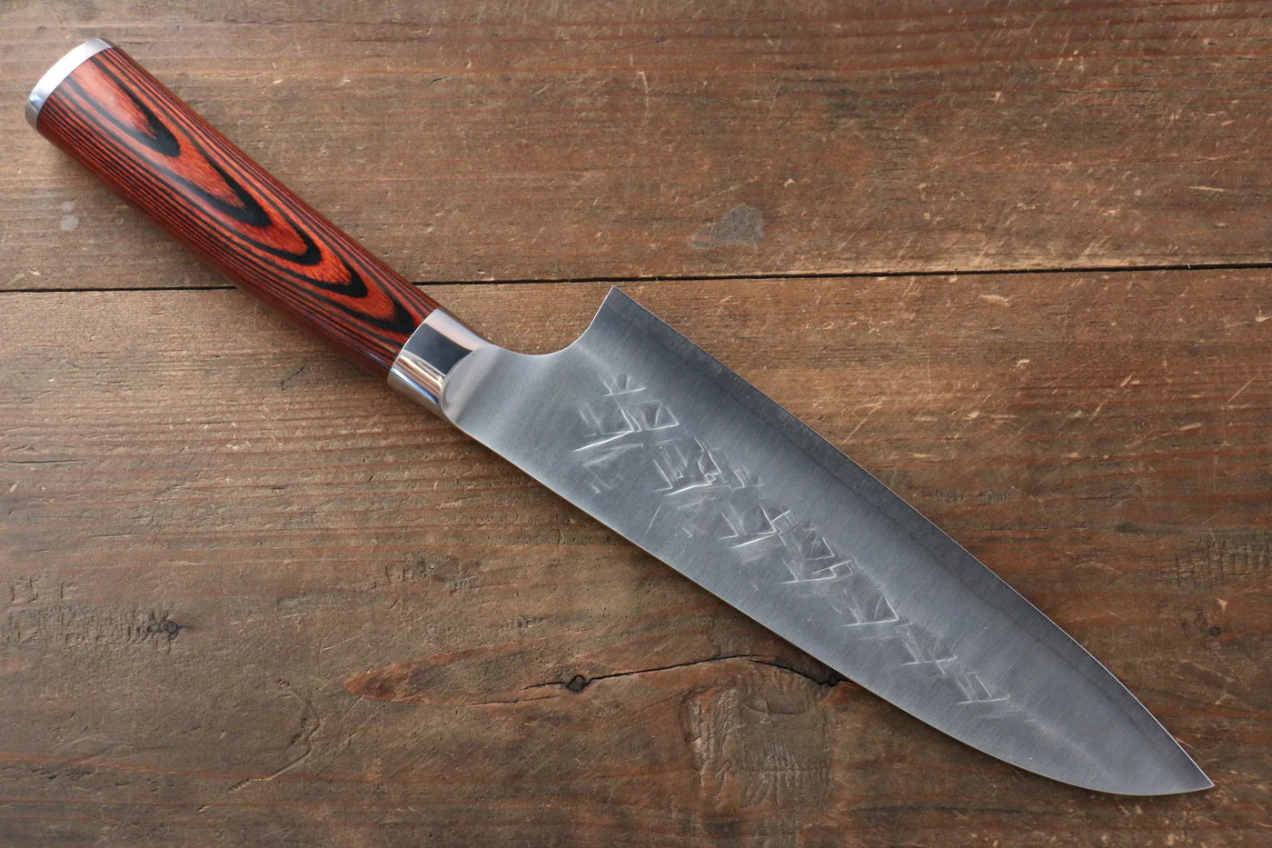 Takeshi Saji SRS13 ลายค้อนตี มีด Santoku มีดทำครัวญี่ปุ่น 180mm ด้ามไม้ Pakka wood สีแดง