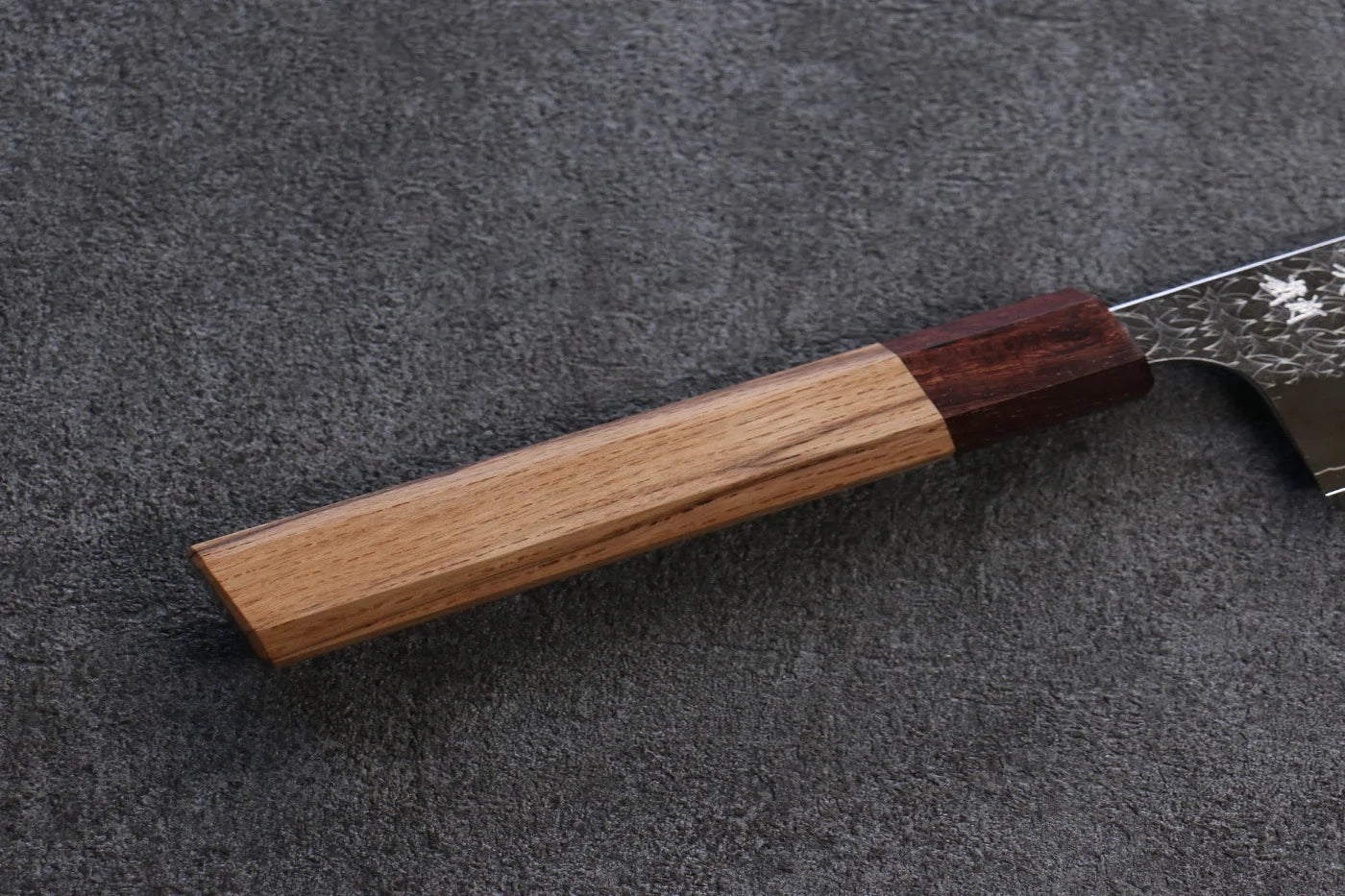 Yoshimi Kato Minamo R2/SG2 ลายค้อนตี มีด Santoku มีดทำครัวญี่ปุ่น 165mm ด้ามโอ๊ค