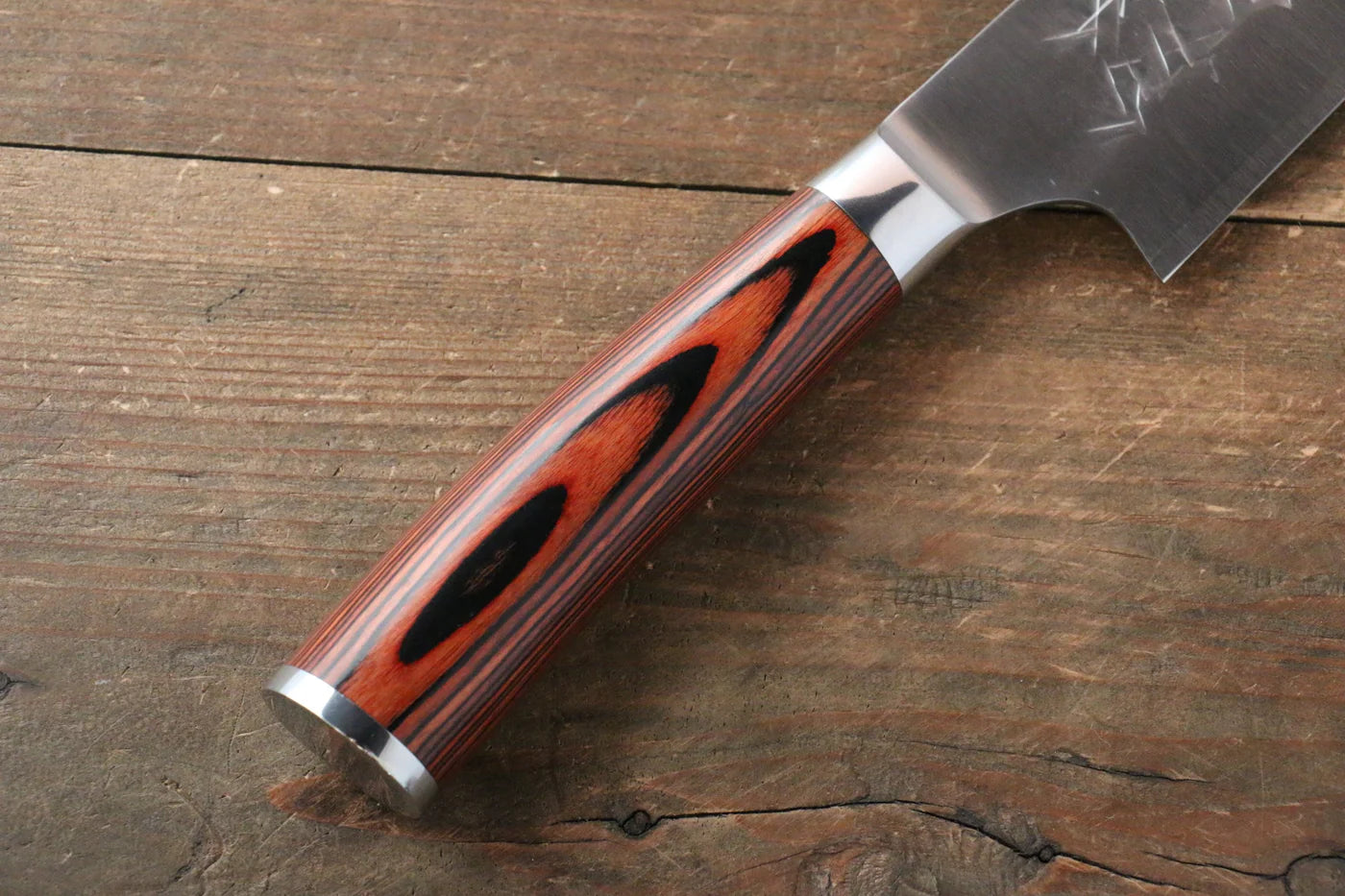 Takeshi Saji SRS13 ลายค้อนตี มีดกิวโตะ Gyuto มีดทำครัวญี่ปุ่น 210mm ด้ามไม้ Pakka wood สีแดง