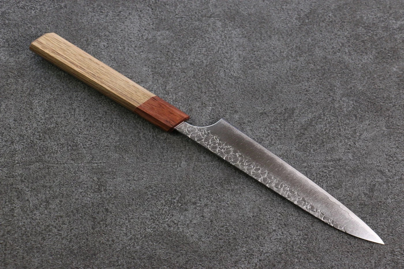 Yoshimi Kato Minamo R2/SG2 ลายค้อนตี มีดขนาดเล็ก  Petty มีดทำครัวญี่ปุ่น 150mm ด้ามโอ๊ค