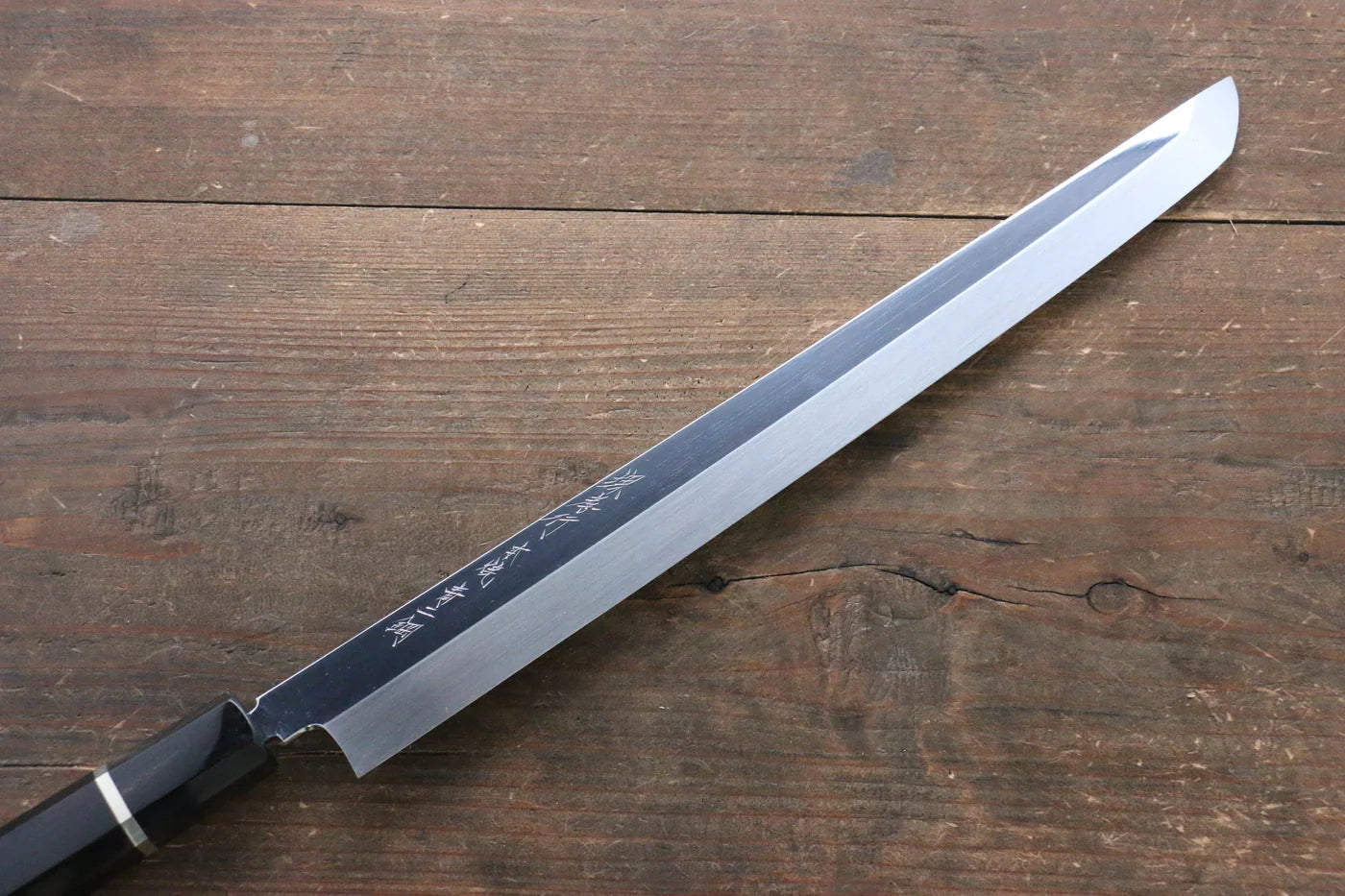 Sakai Takayuki Honyaki Blue Steel (บลูสตีล) No.2 ขัดขึ้นเงากระจก มีด Sakimaru Takohiki มีดทำครัวญี่ปุ่น 300mm ด้ามไม้มะเกลือ (ประดับห่วง) มีฝัก (ปลอก) มีด