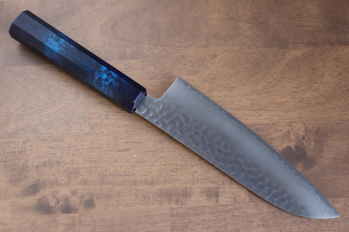 Sakai Takayuki Nanairo VG10 33 ชั้น มีด Santoku มีดทำครัวญี่ปุ่น 180mm ด้ามพลาสติก ABS (กระดองเต่าเทอร์คอยซ์)