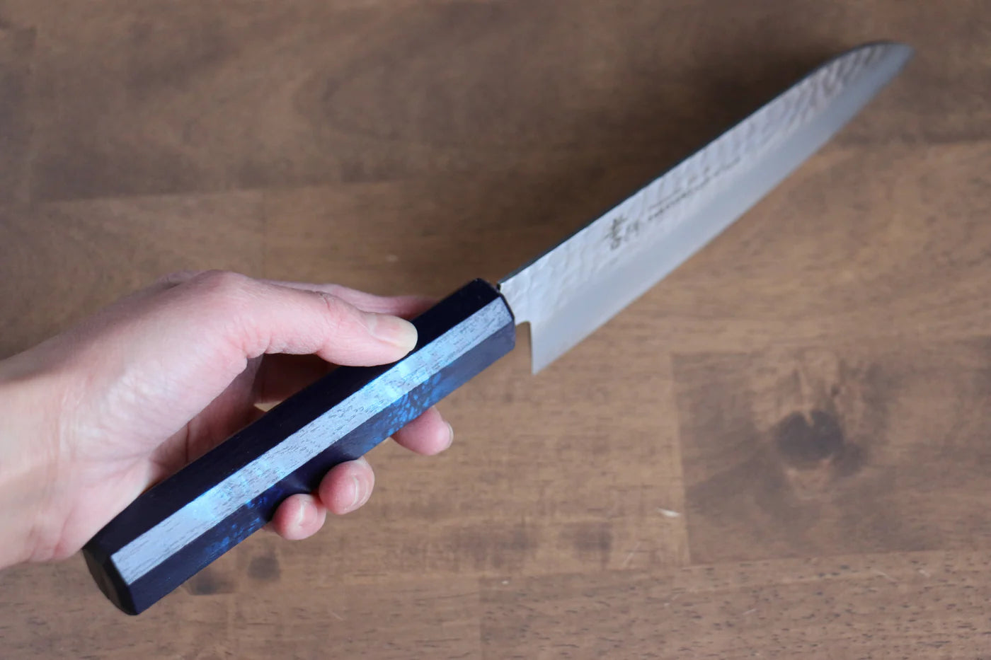 Sakai Takayuki Nanairo VG10 33 ชั้น มีด Santoku มีดทำครัวญี่ปุ่น 180mm ด้ามพลาสติก ABS (กระดองเต่าเทอร์คอยซ์)