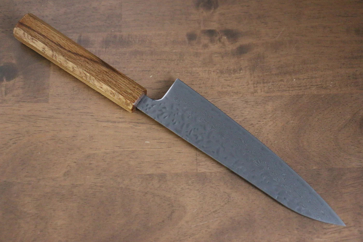 Seisuke Tsukikage AUS10 ขัด ดามัสกัส ลายค้อนตี มีดกิวโตะ Gyuto มีดทำครัวญี่ปุ่น 180mm ด้ามโอ๊ค