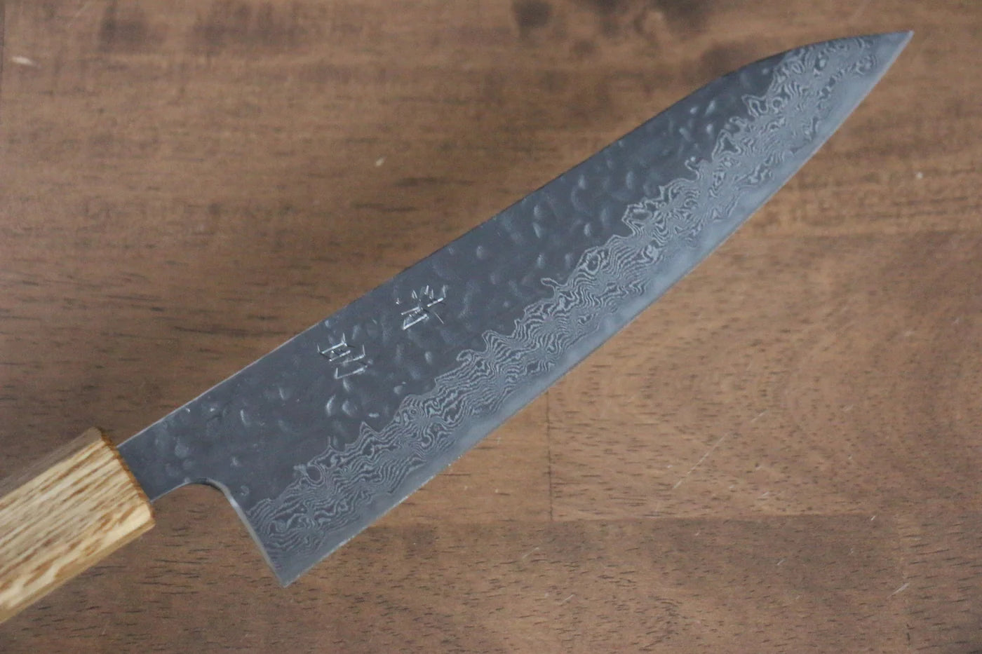 Seisuke Tsukikage AUS10 ขัด ดามัสกัส ลายค้อนตี มีดกิวโตะ Gyuto มีดทำครัวญี่ปุ่น 180mm ด้ามโอ๊ค